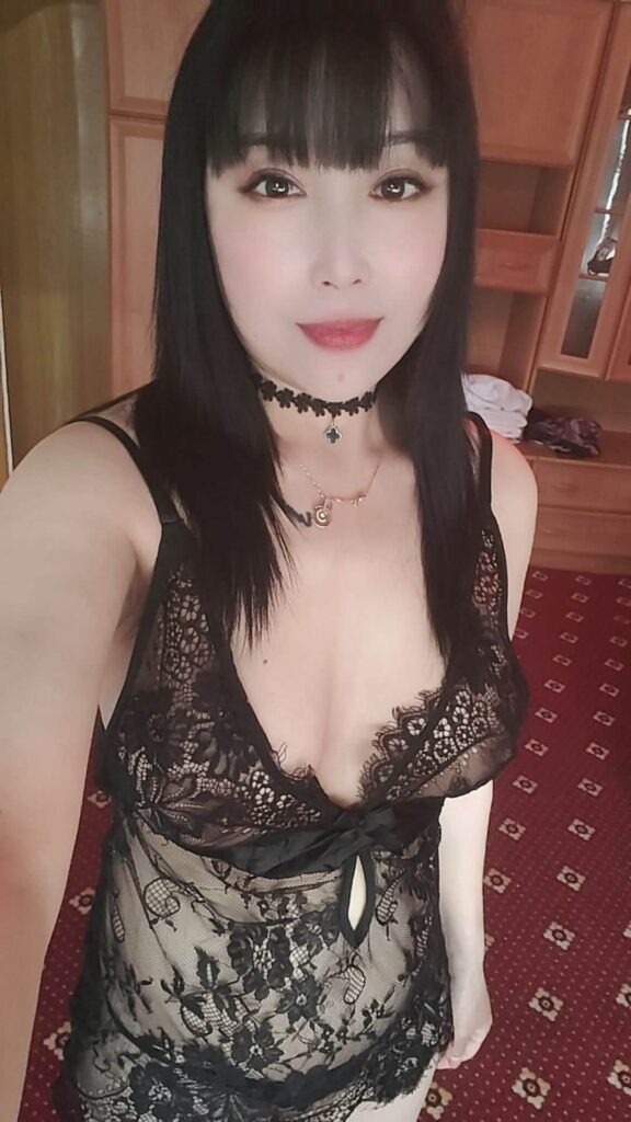 Ella - DobryPrivat.cz @ dobryprivat.cz